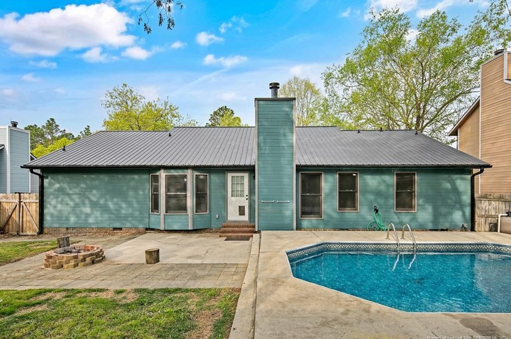 7401 Beaver Run Dr, Fayetteville, NC 28314-5103