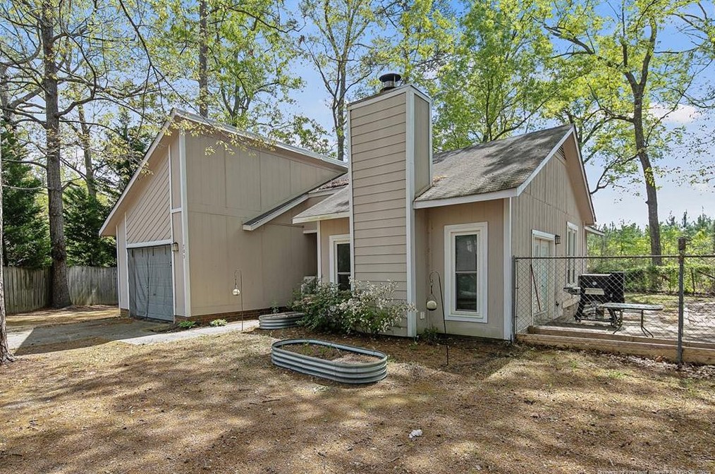 705 Mayflower Ct, Fayetteville, NC 28314