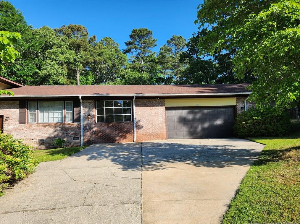 3457 Bennett Dr, Fayetteville, NC 28301-3025