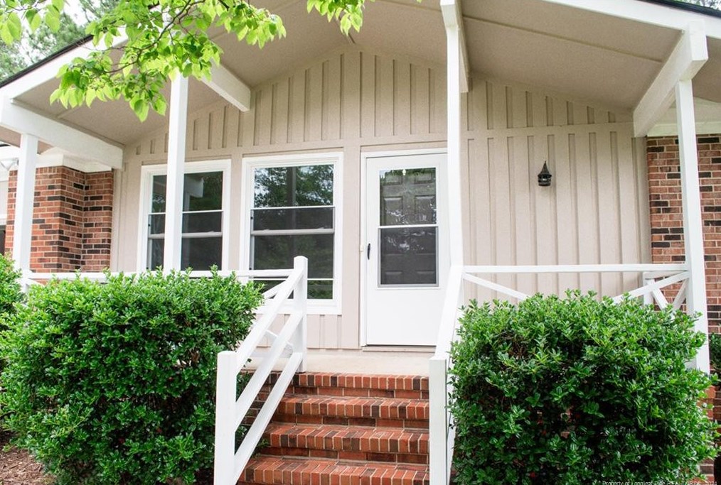 1904 Eichelberger Dr, Fayetteville, NC 28303-6260