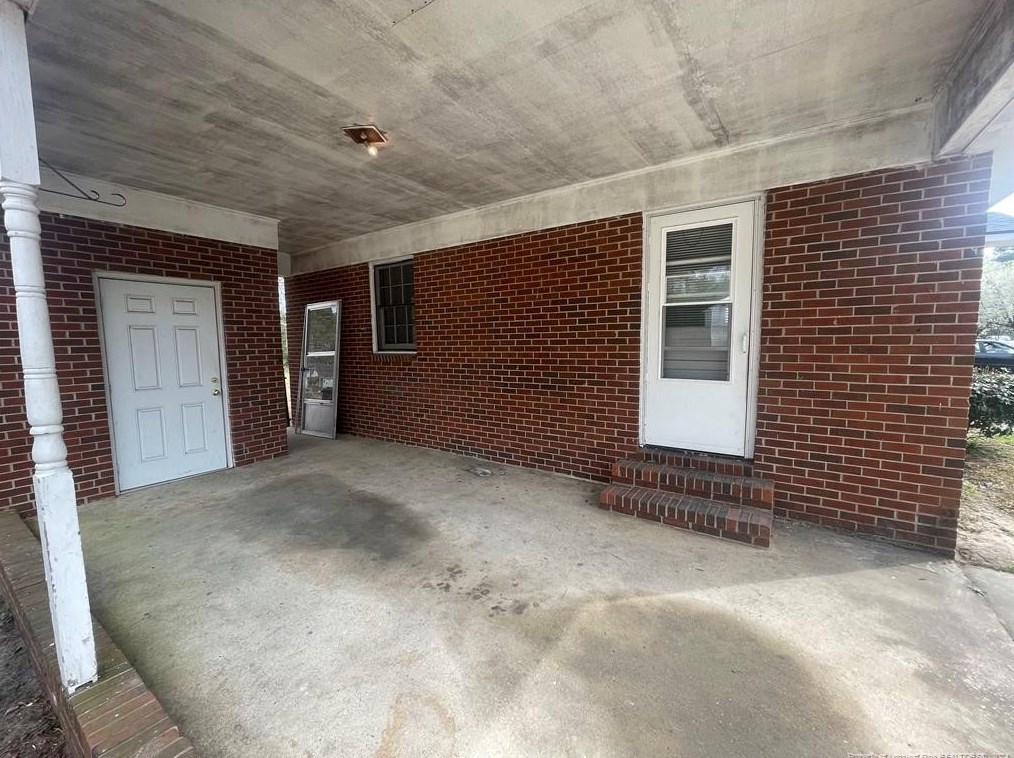 801 Miller Ave, Fayetteville, NC 28304-4340