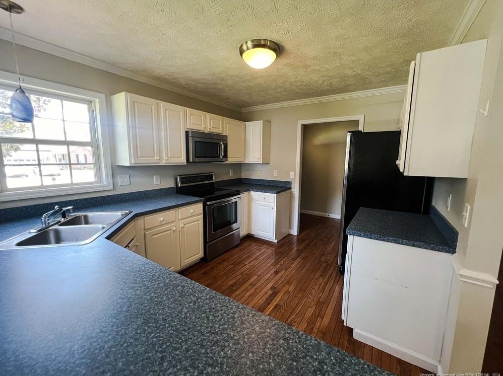 7228 Beaver Run Dr, Fayetteville NC  28314-5187 exterior