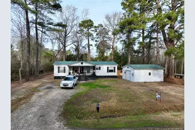 200 Caldonia Lane, Lumberton, NC 28358 - Photo 2
