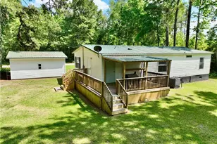 200 Caldonia Ln, Lumberton, NC 28358 - Photo 2
