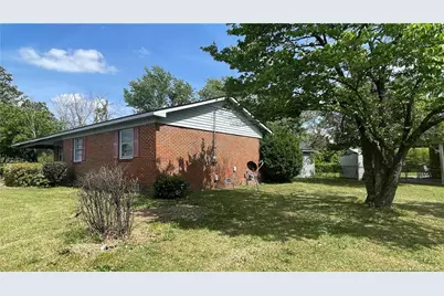 808 Bronco Lane, Fayetteville, NC 28303 - Photo 4