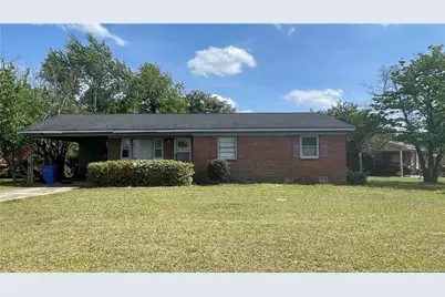 808 Bronco Lane, Fayetteville, NC 28303 - Photo 2