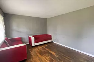 808 Bronco Ln, Fayetteville, NC 28303 - Photo 8