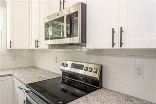 471 Randolph Ave, Fayetteville, NC 28311 - Photo 4