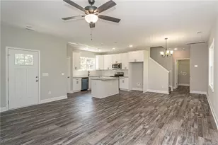 471 Randolph Ave, Fayetteville, NC 28311 - Photo 2