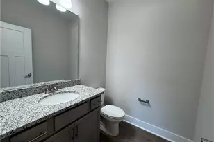 655 W Iowa Ave, Southern Pines, NC 28387 - Photo 10