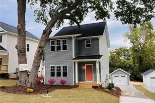 655 W Iowa Ave, Southern Pines, NC 28387 - Photo 2