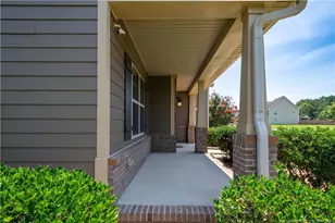 3232 Winterwood Dr, Fayetteville, NC 28306 - Photo 4