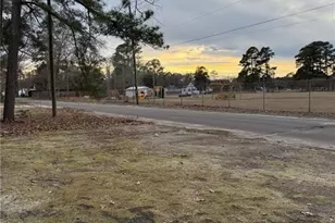 201 S Elm St, Maxton, NC 28364 - Photo 12