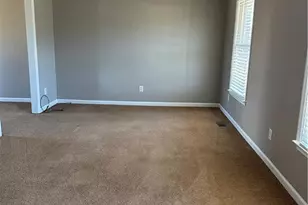 829 Zadock Dr, Fayetteville, NC 28314 - Photo 2