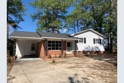 830 Dinmont Circle, Fayetteville, NC 28306 - Photo 2