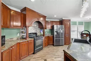 2246 Alamac Rd, Lumberton, NC 28358 - Photo 8