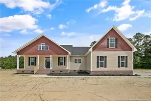 3002 Dinwiddle Dr, Wade, NC 28395 - Photo 2