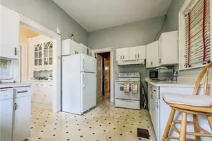 425 S Main St, Bladenboro, NC 28320 - Photo 4