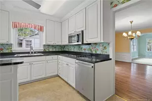 2514 Mirror Lake Dr, Fayetteville, NC 28303 - Photo 8