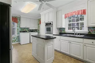 2514 Mirror Lake Dr, Fayetteville, NC 28303 - Photo 10