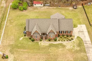 1303 Steeple Run Dr, Fayetteville, NC 28312 - Photo 2