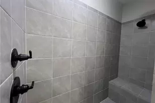 220 Gallery Dr, Spring Lake, NC 28390 - Photo 14