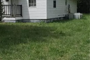 702 Weiss Ave, Fayetteville, NC 28305 - Photo 2