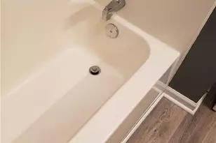 380 Bubble Creek Ct, Fayetteville, NC 28311 - Photo 10