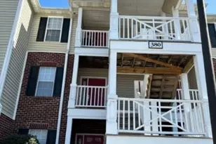 380 Bubble Creek Ct, Fayetteville, NC 28311 - Photo 2