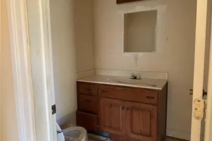 1002 Iona St, Fairmont, NC 28340 - Photo 10