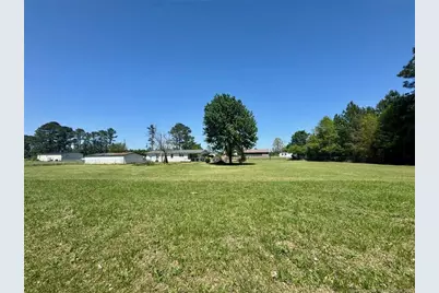 8256 211 Highway E, Lumberton, NC 28358 - Photo 16