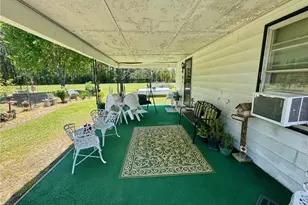 8256 211 Hwy E, Lumberton, NC 28358 - Photo 10