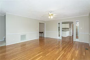 513 Captains Pl, Fayetteville, NC 28311 - Photo 12