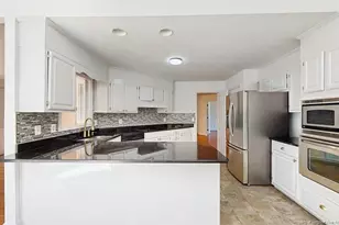 6976 Kings Lynn Loop, Fayetteville, NC 28304 - Photo 12