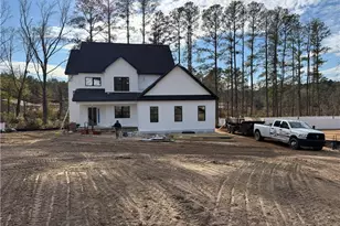 408 Stable Ct, Linden, NC 28311 - Photo 1