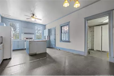 205 N Vance Street, Red Springs, NC 28377 - Photo 12