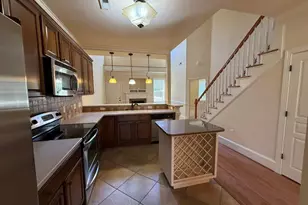 402 Ponton Dr, Fayetteville, NC 28314 - Photo 2