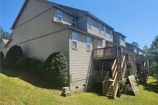 402 Ponton Dr, Fayetteville, NC 28314 - Photo 14