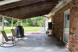 3253 Meadow Rd, Lumberton, NC 28358 - Photo 8