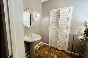 208 S Bond St, Rowland, NC 28383 - Photo 8