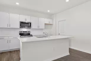 664 Wilder Bloom Path, Aberdeen, NC 28315 - Photo 8