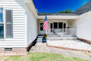 937 Glen Reilly Dr, Fayetteville, NC 28314 - Photo 2