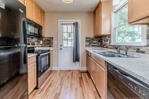 937 Glen Reilly Dr, Fayetteville, NC 28314 - Photo 10