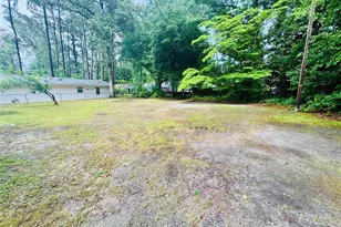 803 Floyd St, Fairmont, NC 28340 - Photo 6