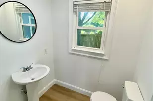 320 W 20th St, Lumberton, NC 28358 - Photo 12