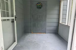 307 S Cedar St, Rowland, NC 28383 - Photo 2