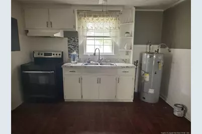 307 S Cedar Street, Rowland, NC 28383 - Photo 6