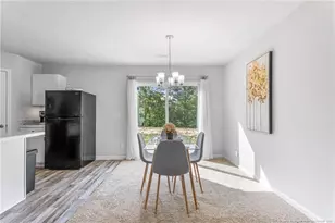 905 Sapphire Stone Ln, Hope Mills, NC 28348 - Photo 8