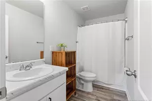 905 Sapphire Stone Ln, Hope Mills, NC 28348 - Photo 26