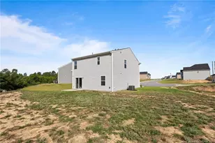 905 Sapphire Stone Ln, Hope Mills, NC 28348 - Photo 28